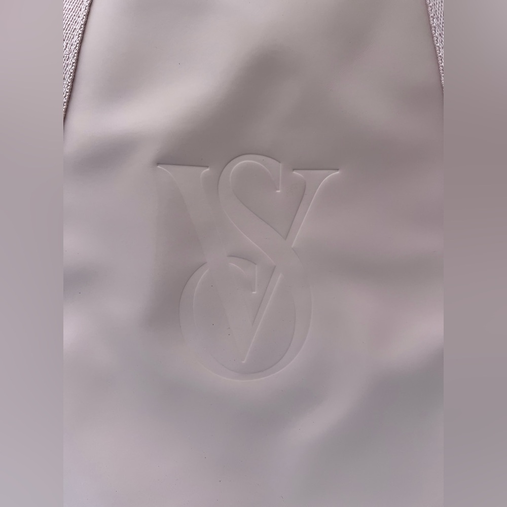 Victoria's Secret Pink Duffel Bag New - Picture 7 of 9